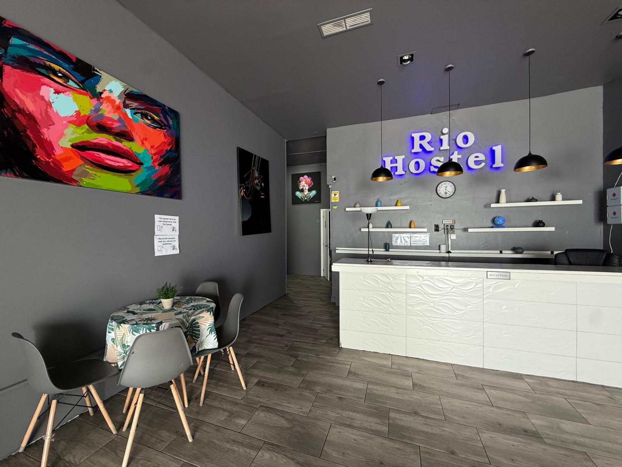 Hostel Rio Madrid Ngoại thất bức ảnh