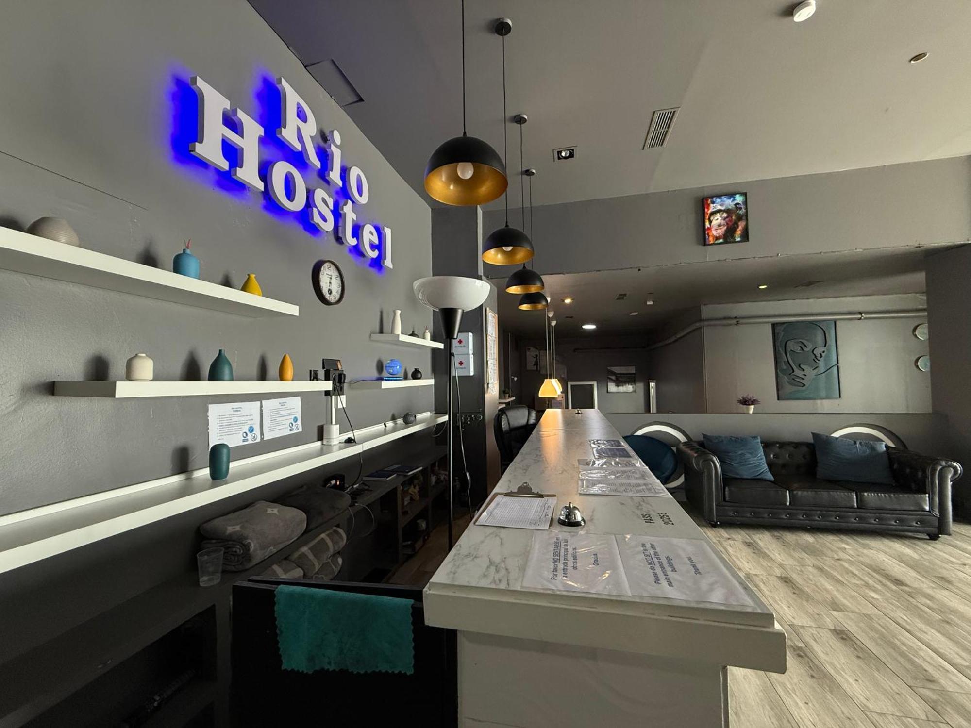 Hostel Rio Madrid Ngoại thất bức ảnh